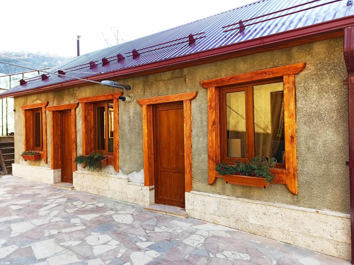 Jermatun Guest House Dilidzjan Buitenkant foto